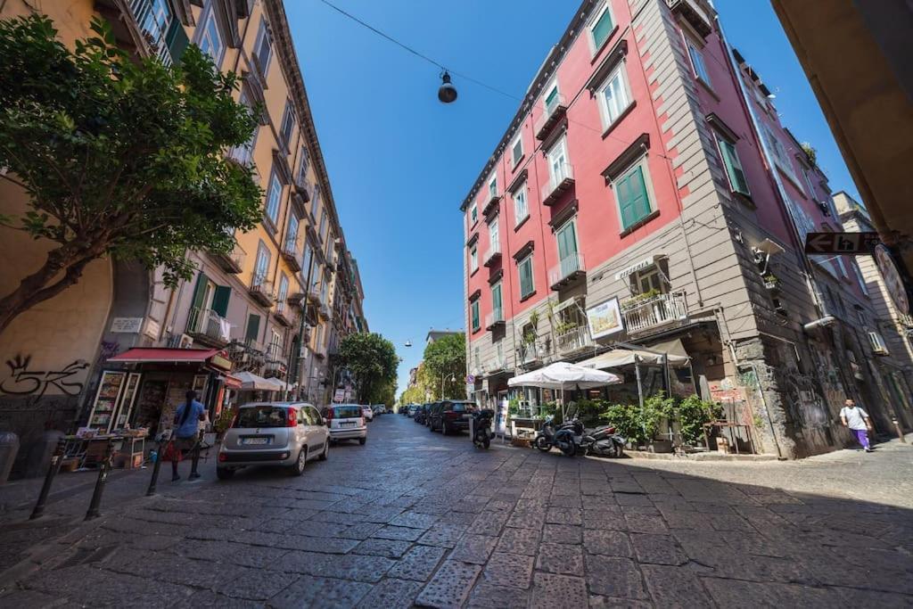Appartement Bellini Design Complete Three Bd With Three Bath By Houseinnaples Napels